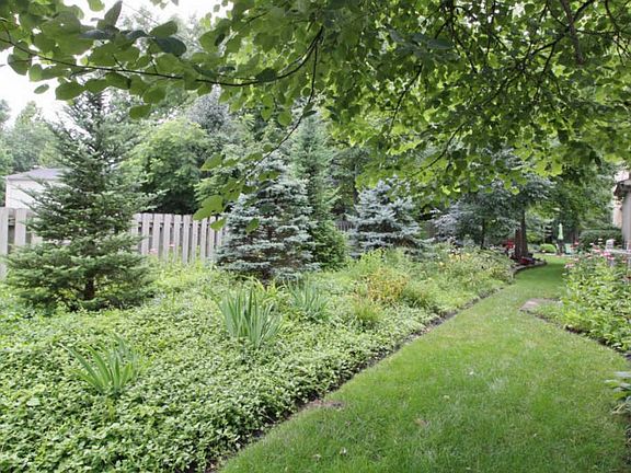 2nd image of 565 Westbury Woods Ct