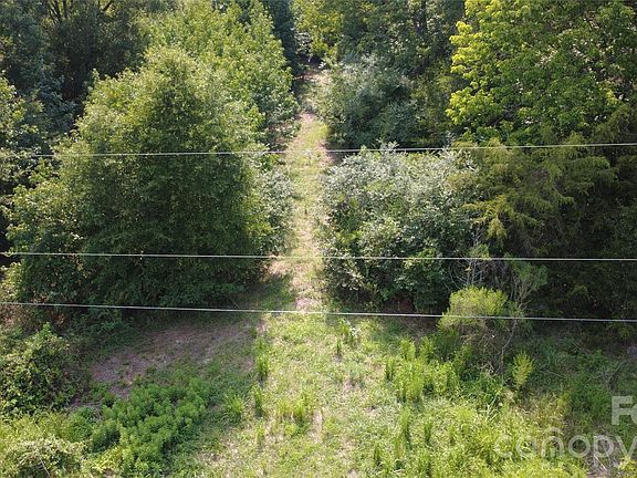 4th image of 3601 Lanesboro Rd