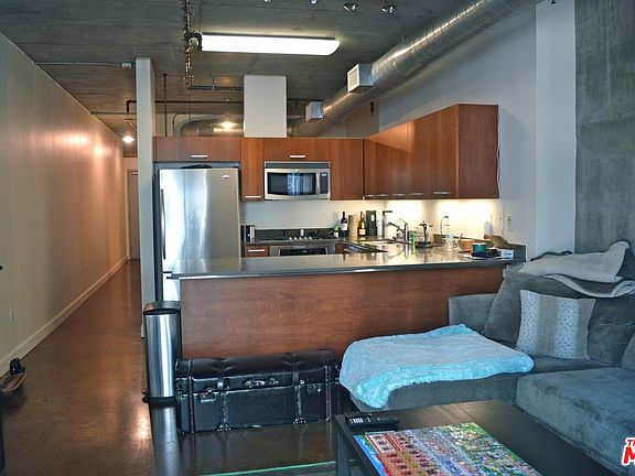 3rd image of 645 W 9th St APT 224