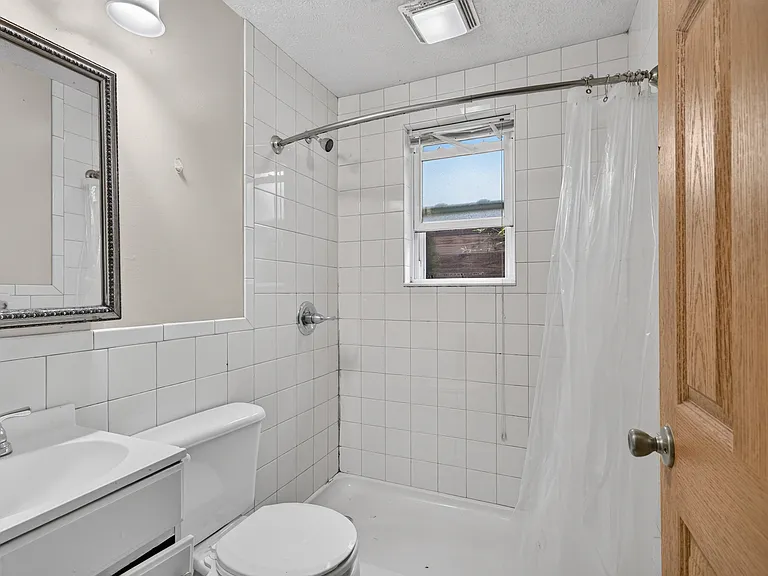 211 Park Ave #2 — Photo 10