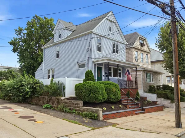 47 W 51st St, Bayonne, NJ 07002