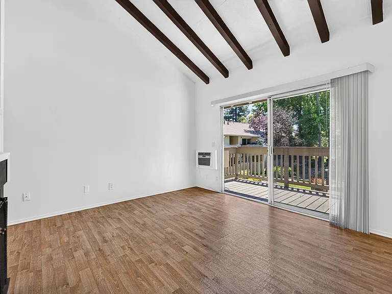 2562 Walnut Blvd #56 — Photo 6