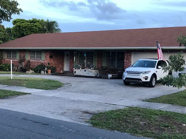 920 NE 8th St, Pompano Beach, FL 33060