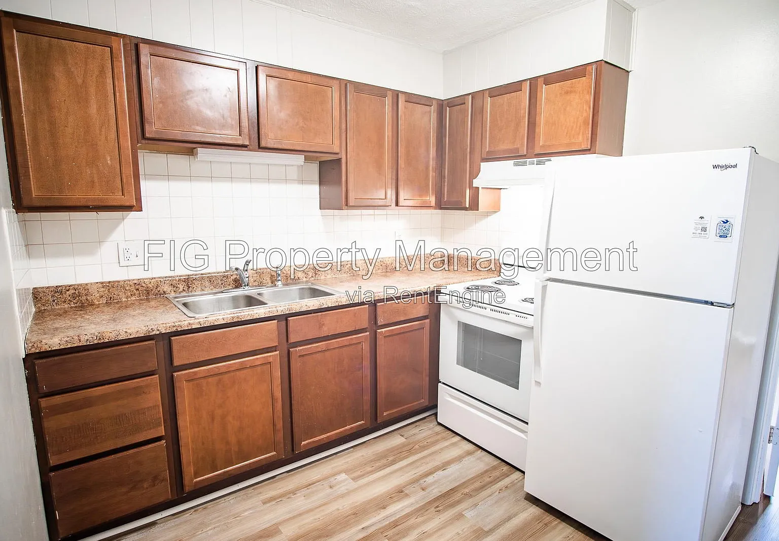 1 bed, 1.0 bath, $900 — Photo 3