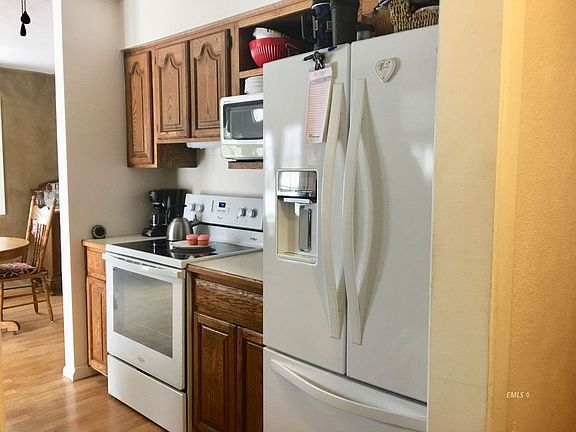4th image of 420 Alder Ave