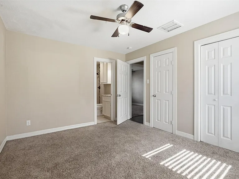 505 Malvern Ave — Photo 17