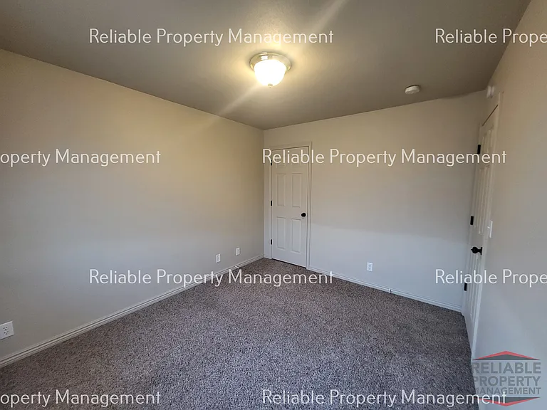 196 Stockham Blvd #D — Photo 7