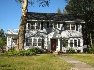 2868 Torrington Rd, Shaker Heights, OH 44122