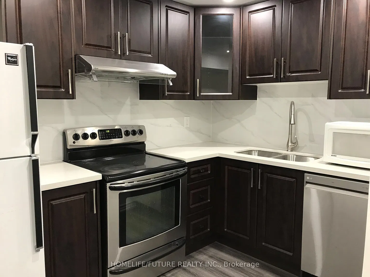 3 bed, $2,000 — Photo 4