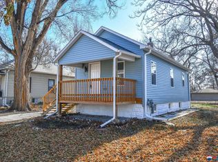 225 E St, Lincoln, NE 68508