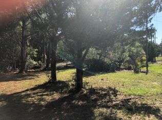 1709 Magnolia St NE, Steinhatchee, FL 32359