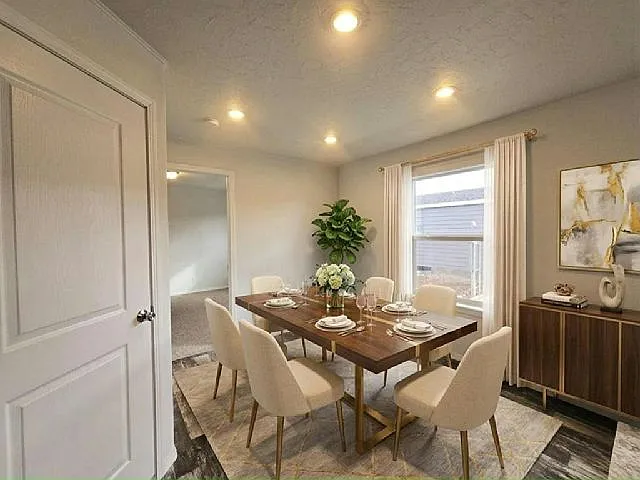 3 bed, 2.0 bath, 1216 sqft, $3,300 — Photo 2