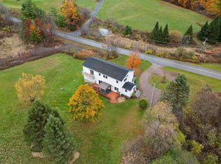 571 Middle Rd, Milton, VT 05468