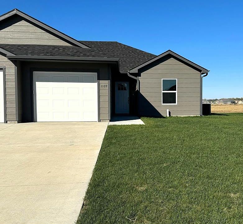 1109 Harbor Dr, Salina, KS 67401 Zillow