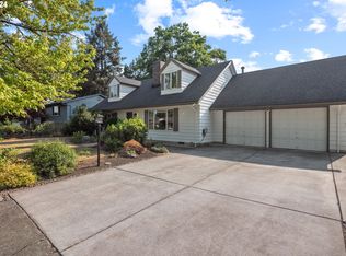 496 NE 17th Ave, Hillsboro, OR 97124