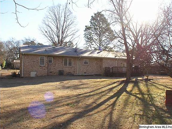 3rd image of 716 Goldenrod Dr