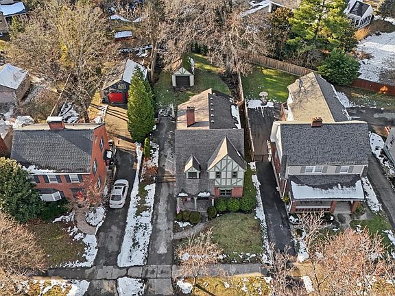 2nd image of 3845 Indianview Ave