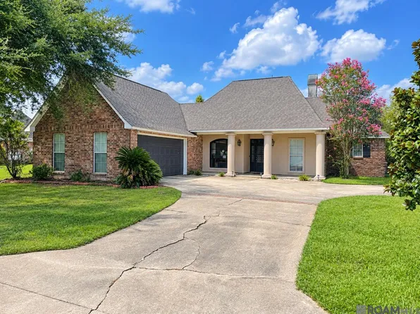 6397 Pelican Crossing Dr, Gonzales, LA 70737
