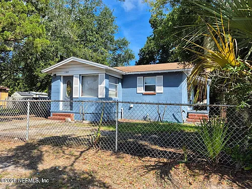 1305 E 30th St Photo 1 1305 E 30th St Photo 1