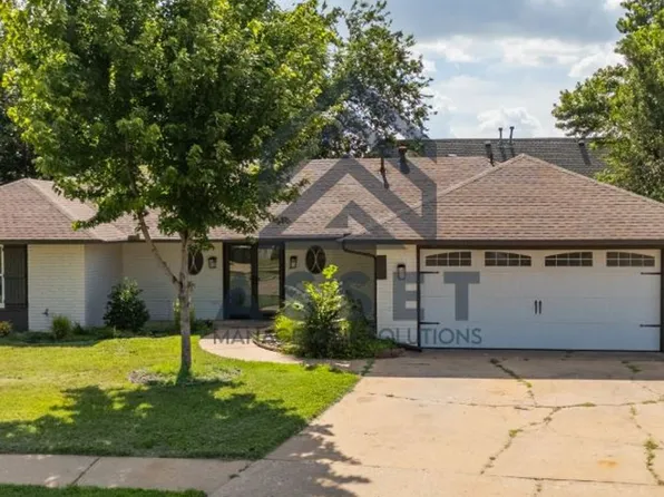 801 Cogswell Cir, Edmond, OK 73013