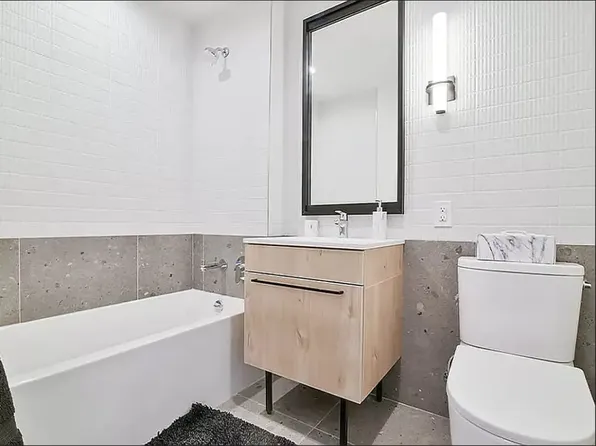 156 Clarkson Avenue image 6 of 13