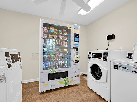 4th image of 8825 Mont Carmel Ln #426-103
