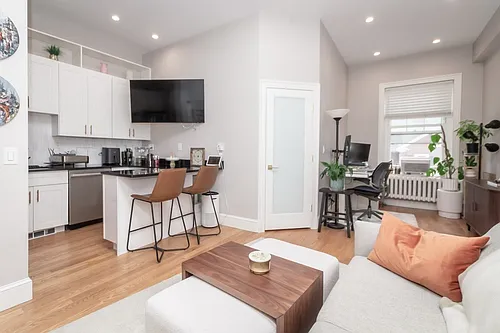 354 N Main St #213 Photo 1