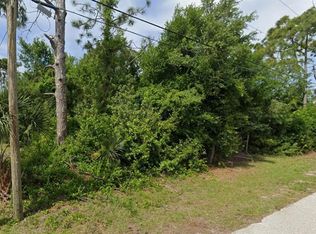 7483 Regina Dr #11, Englewood, FL 34224