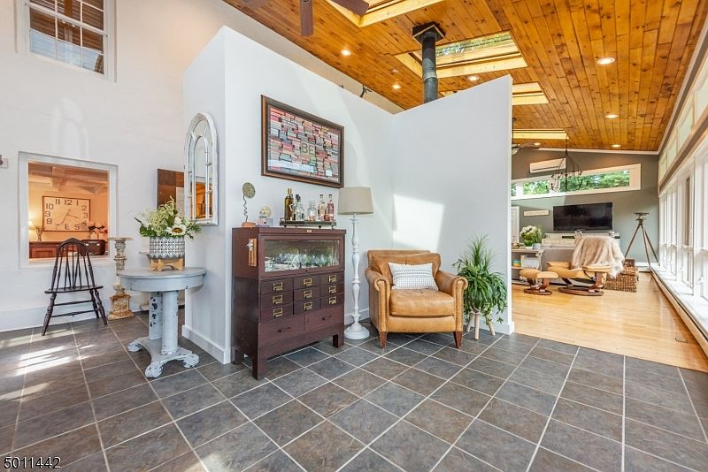 100 Naughright Rd, Long Valley, NJ 07853 Zillow