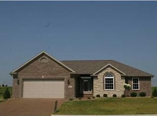 2929 Megan Dr, Newburgh, IN 47630