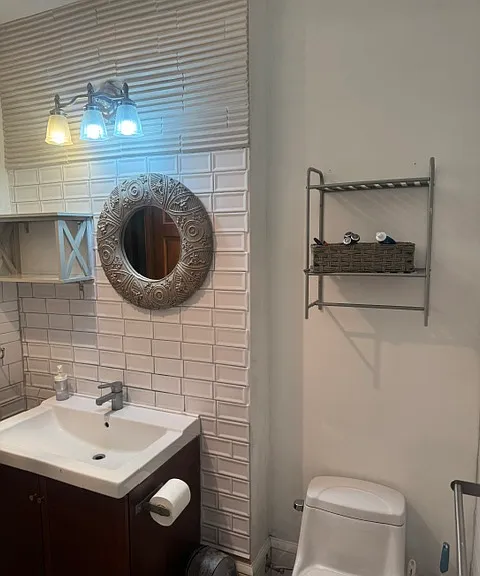 2717 Girard Ave S #201 — Photo 31