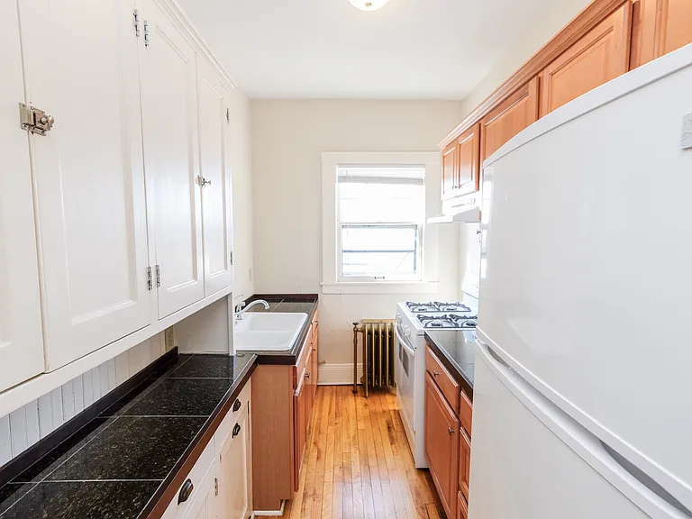 Legacy Rose Flats — Photo 35