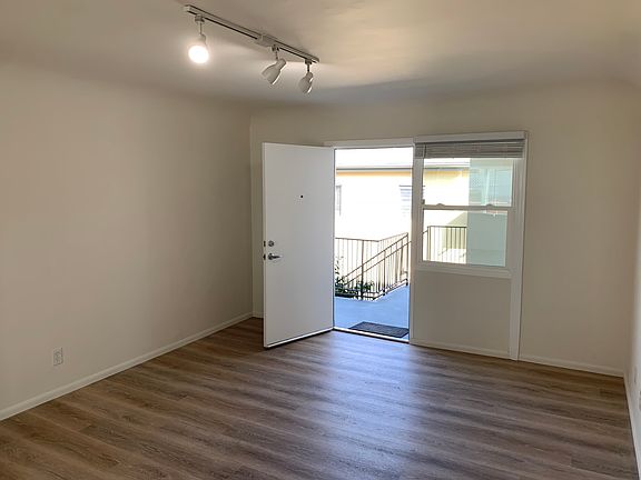 3rd image of 943 Euclid St #B