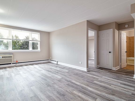 3rd image of 2115 W Farwell Ave APT 511