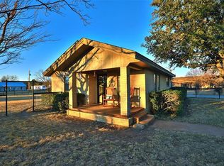 1225 W 5th St, Baird, TX 79504