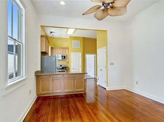 2nd image of 2404 Saint Bernard Ave #6