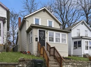 406 Ottawa St, Leavenworth, KS 66048