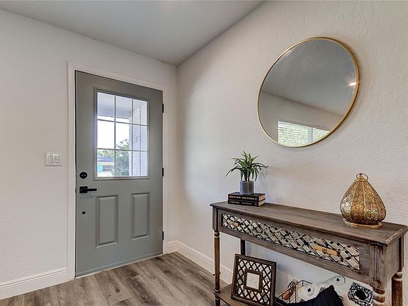 5th image of 3229 Parkway Pl
