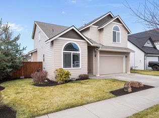 61625 Vega St, Bend, OR 97702