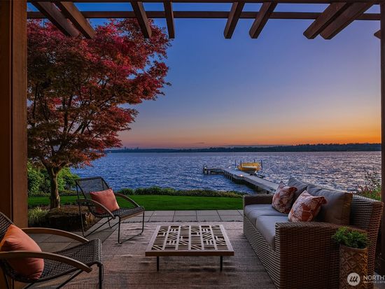 245 Lake Avenue W, Kirkland, WA 98033