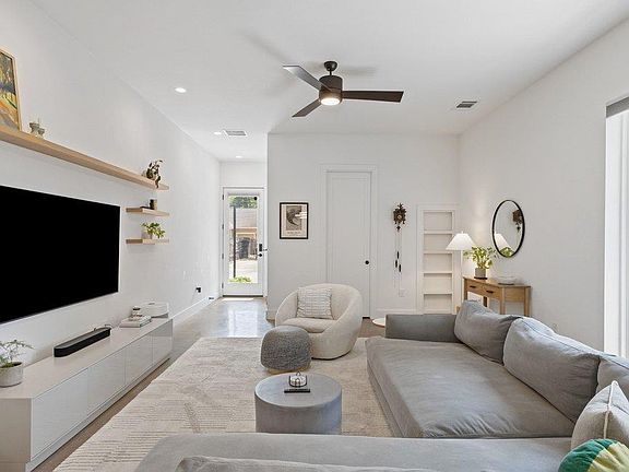 5th image of 625 Tillery St #B