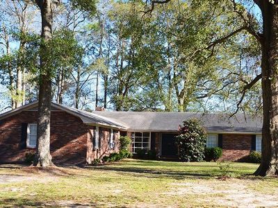526 Bennett Xing, Jesup, GA, 31545