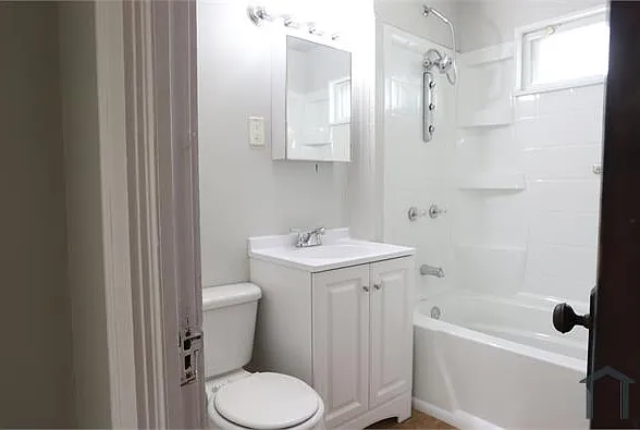 4225 W 22nd St #2 — Photo 4