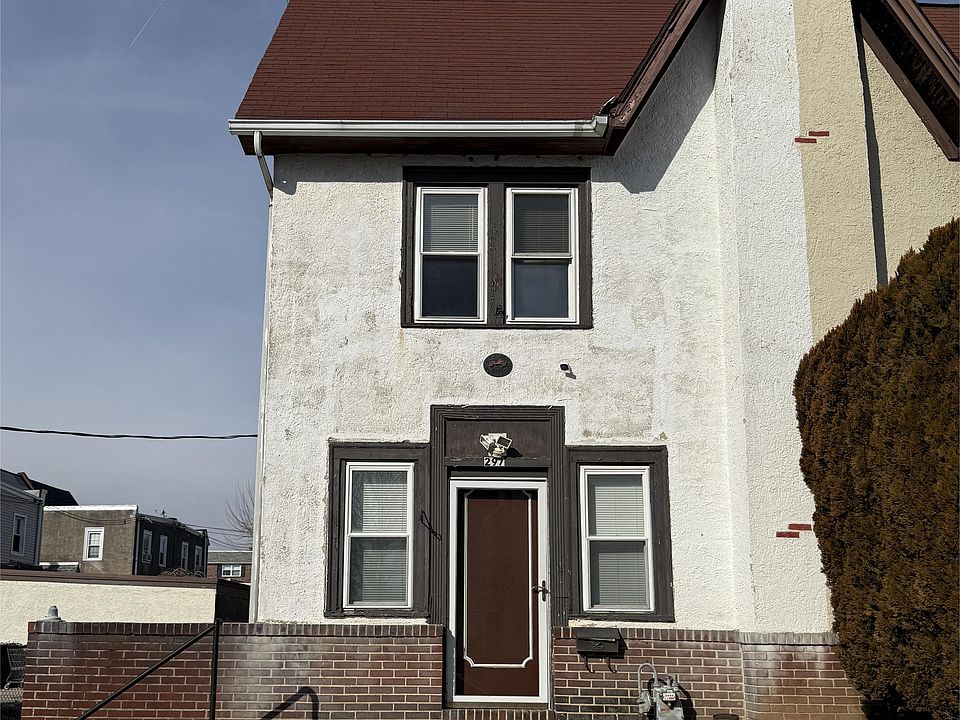 1st image of 297 W Greenwood Ave
