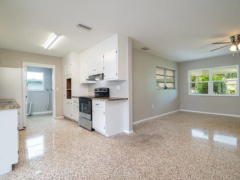 6203 Rodgers Ave — Photo 7