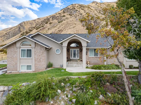 2080 Spring Oaks Dr, Springville, UT 84663