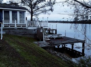 624 Riverside Dr, Westlake, LA 70669