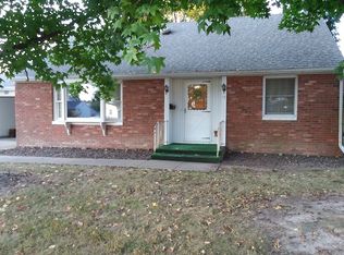14 Rollin Hills Blvd, Effingham, IL 62401