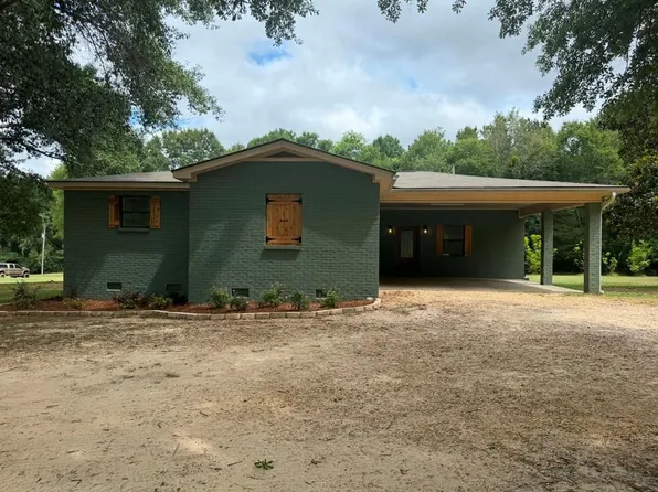 96 Hines Rd, Laurel, MS 39443