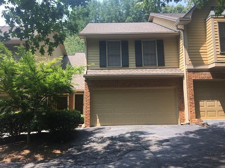 1st image of 2972 Woodruff Dr SE